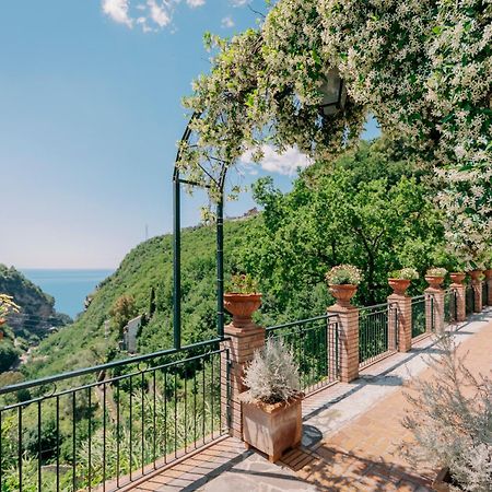Villa Sant'Alfonso Scala Exterior foto
