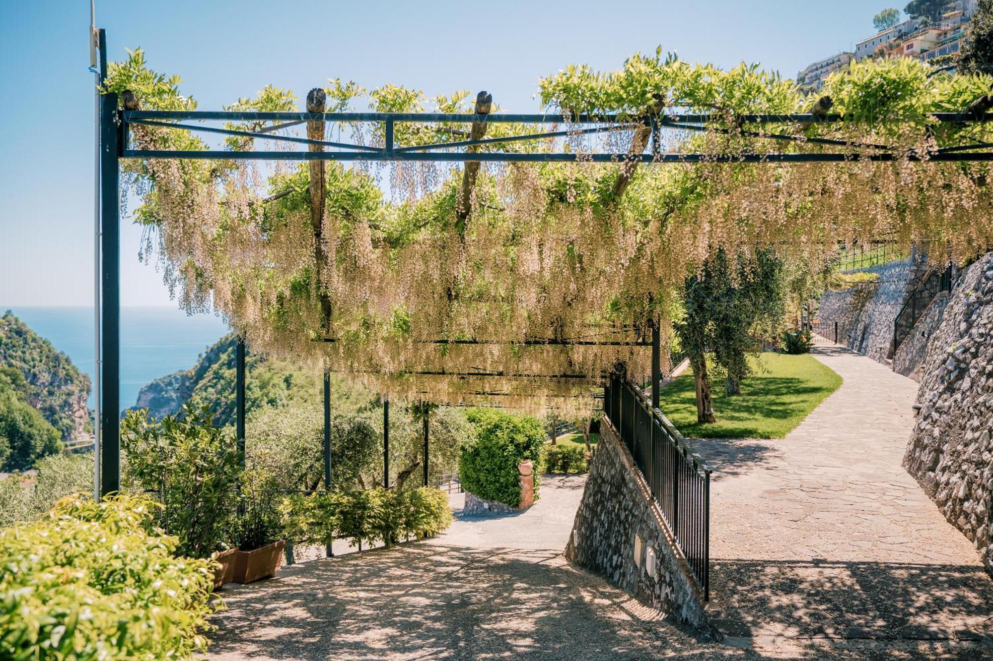 Villa Sant'Alfonso Scala Exterior foto