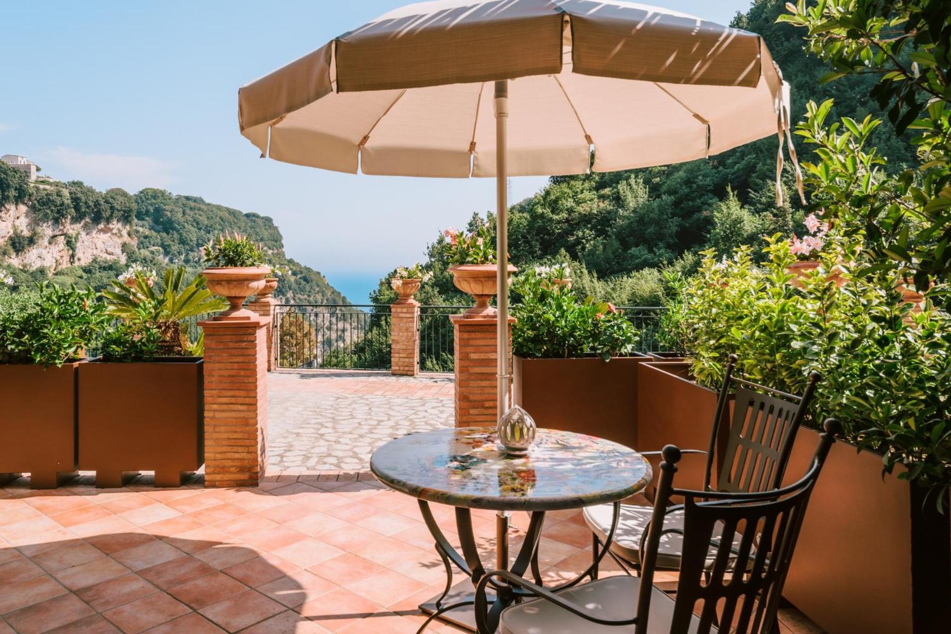 Villa Sant'Alfonso Scala Exterior foto