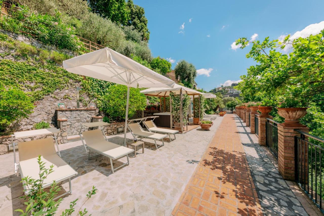 Villa Sant'Alfonso Scala Exterior foto